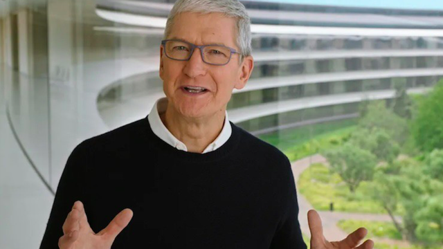 Tim Cook bất ngờ ghé thăm Việt Nam